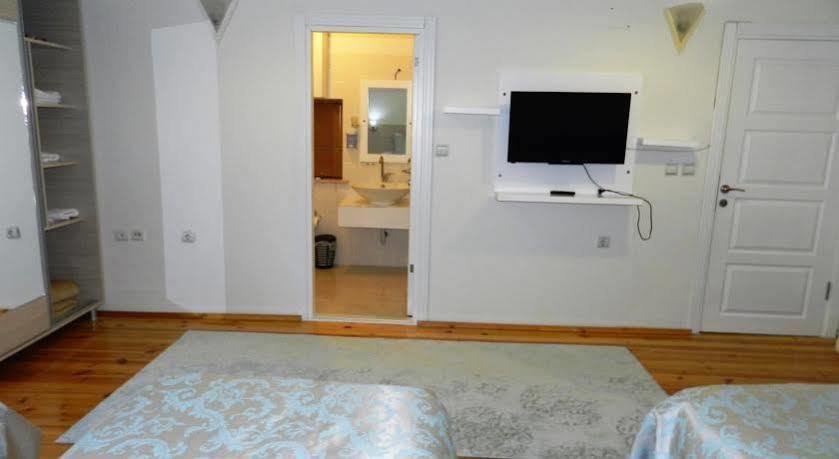 Abant Bahceli Kosk Hotel Akcaalan ภายนอก รูปภาพ