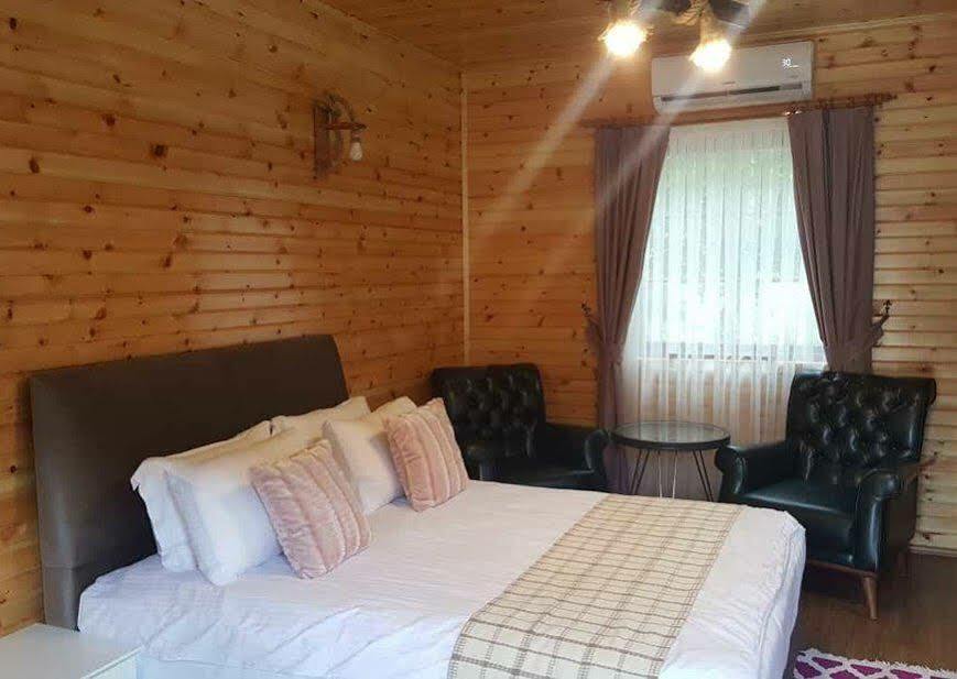 Abant Bahceli Kosk Hotel Akcaalan ภายนอก รูปภาพ